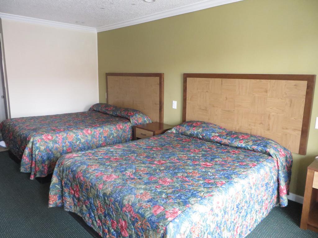 National Inn Garden Grove Room photo