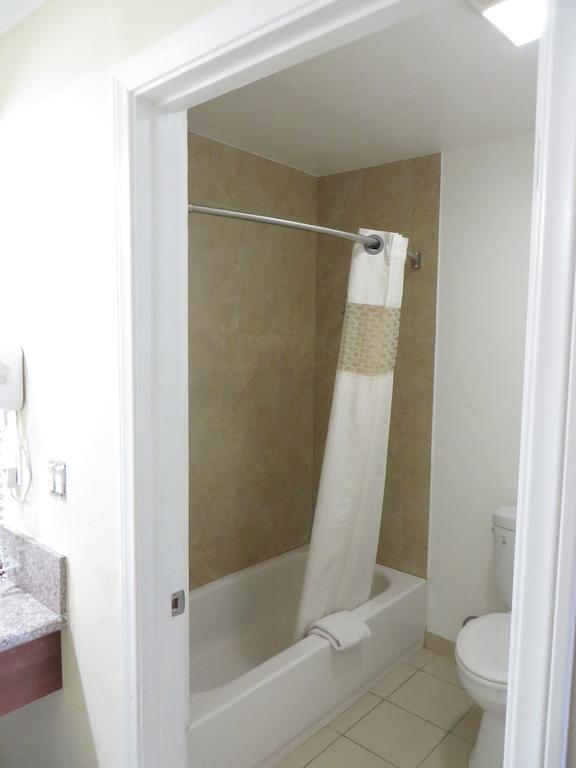 National Inn Garden Grove Room photo